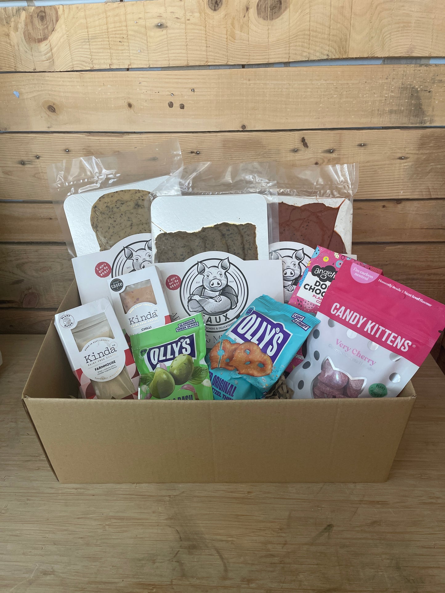 Antipasti Plant Based Deli Hamper